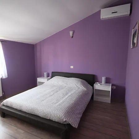 Feriehus House Veli Vrh Pula