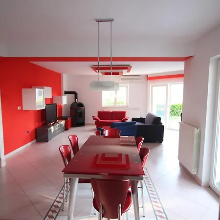 Дом отдыха House Veli Vrh Пула