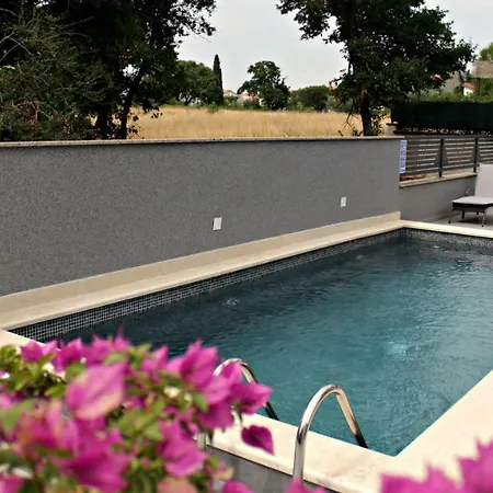 Vakantiehuis House Veli Vrh